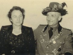 1953